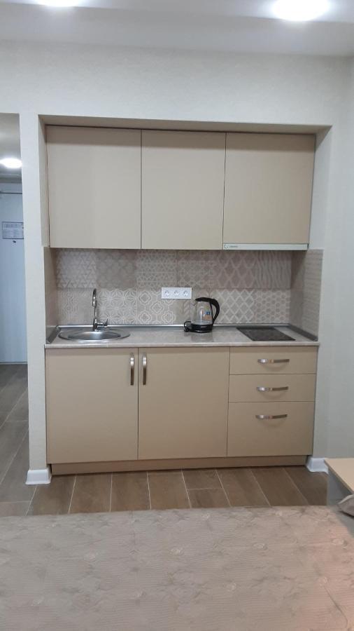 Sea Breeze In Batumi Apartamento Exterior foto